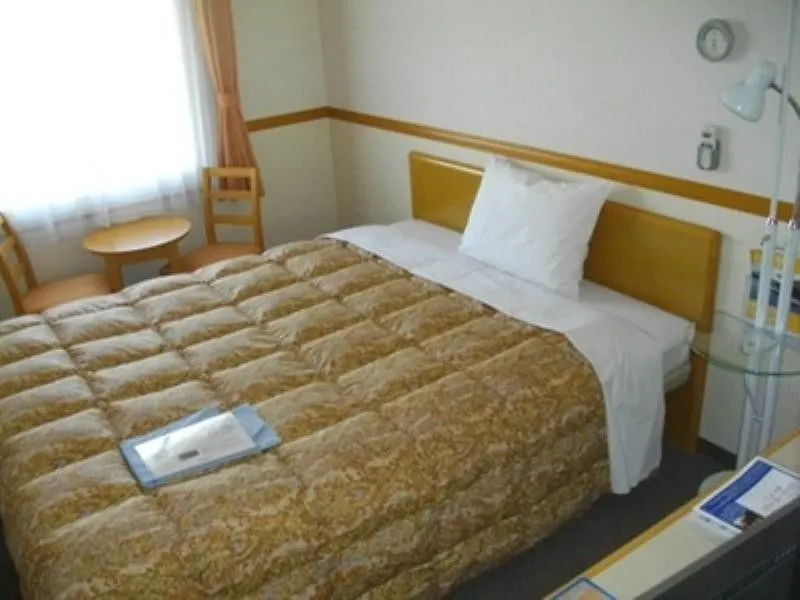 Toyoko Inn Yokohama Shinkoyasu Ekimae Yokohama (Kanagawa)